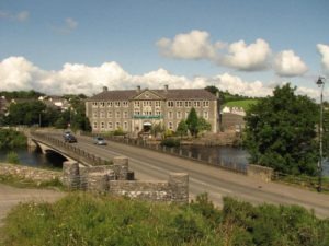 it-Belleek Pottery